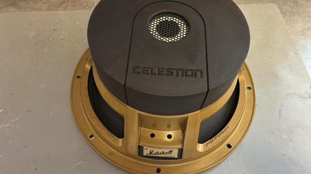 Réparation d'un Celstion Gold sur un Marshall Anniversary 6101 de 1992